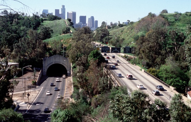 Arroyo_Seco_Parkway_through_Elysian_Park