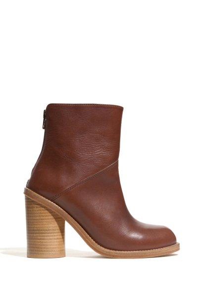 Blank Boots V2