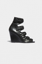 Classic Buckle Sandal V3